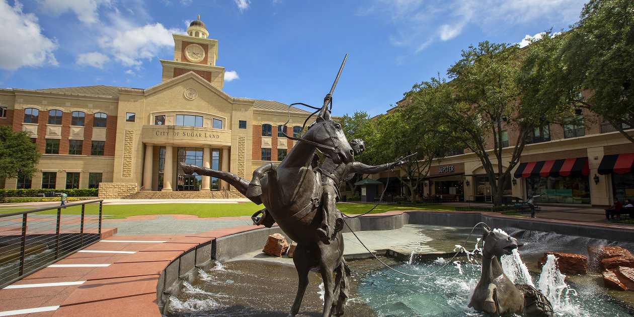 living in sugar land tx